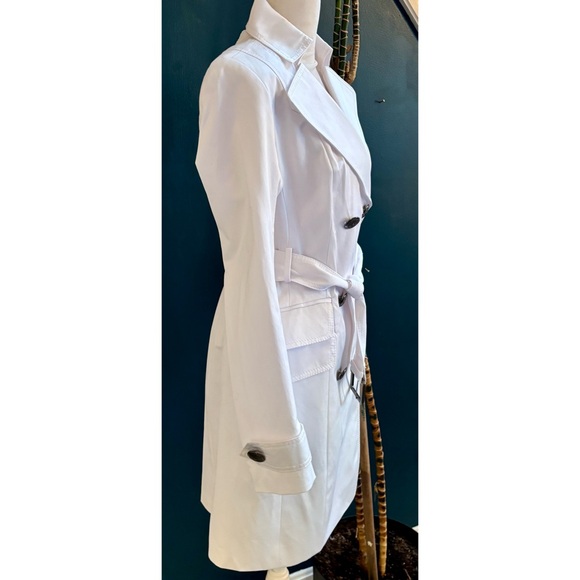Vince Camuto NWOT White Double-Breasted Women's Rain-Trench Coat- Size XS - Picture 4 of 12